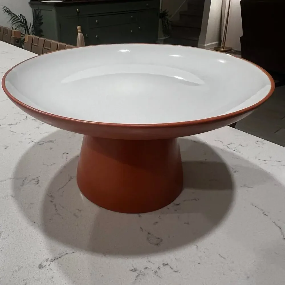 Cake stand